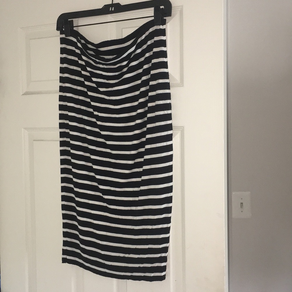 Vince Camuto skirt